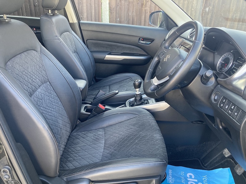 Suzuki Vitara Boosterjet SZ5 - U447