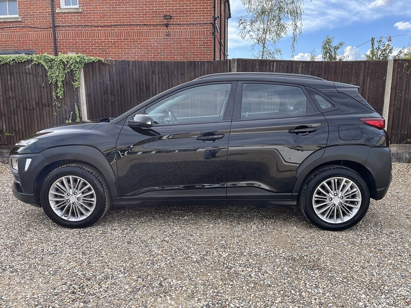 Hyundai KONA T-GDi SE - U450
