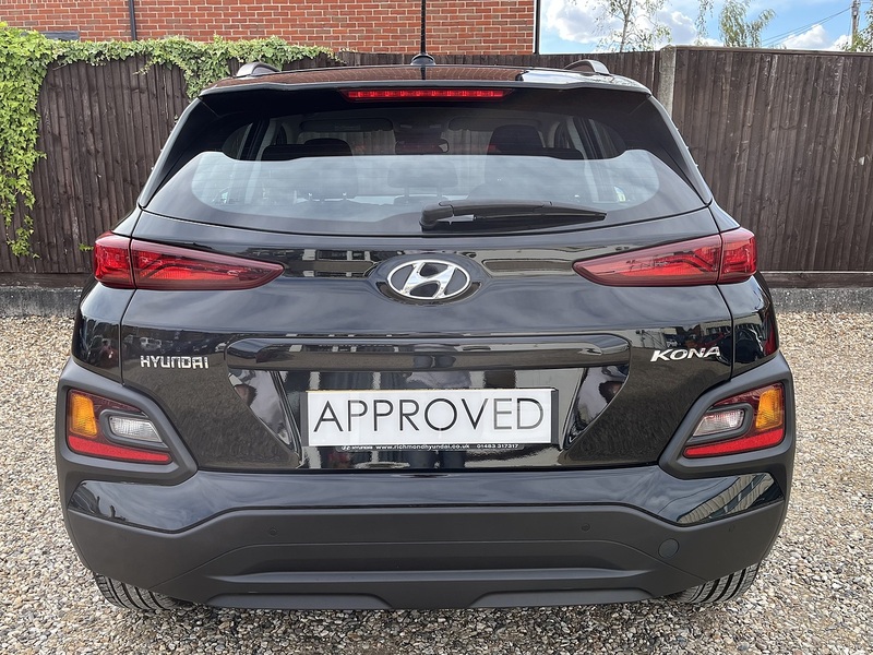 Hyundai KONA T-GDi SE - U450