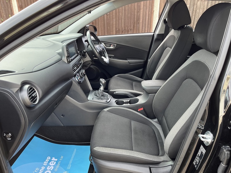 Hyundai KONA T-GDi SE - U450