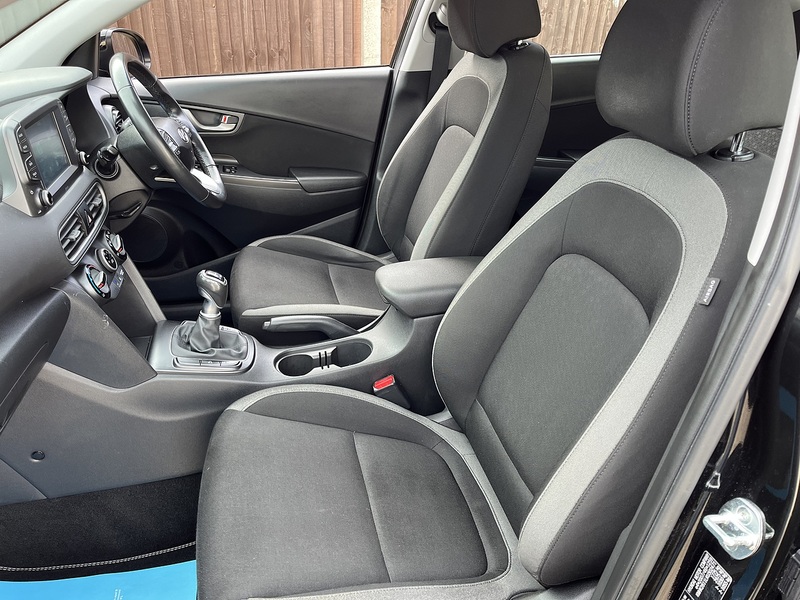 Hyundai KONA T-GDi SE - U450