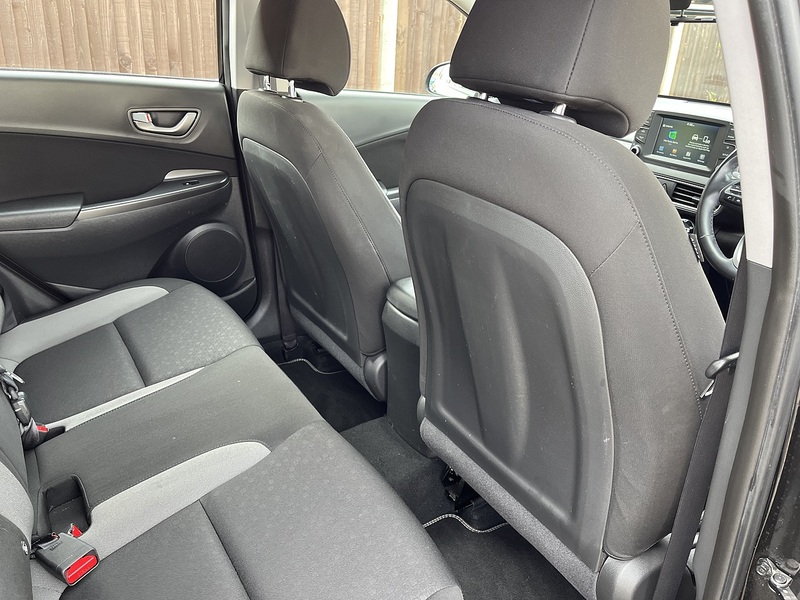Hyundai KONA T-GDi SE - U450