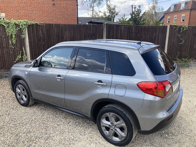 Suzuki Vitara SZ-T - U454