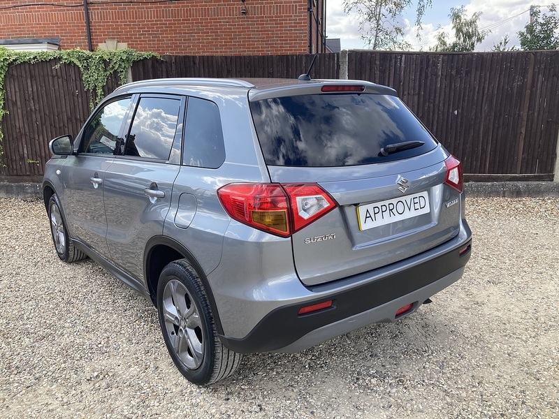 Suzuki Vitara SZ-T - U454