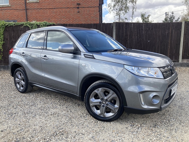 Suzuki Vitara SZ-T - U454