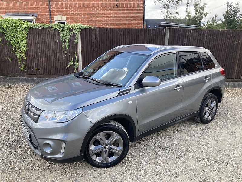 Suzuki Vitara SZ-T - U454