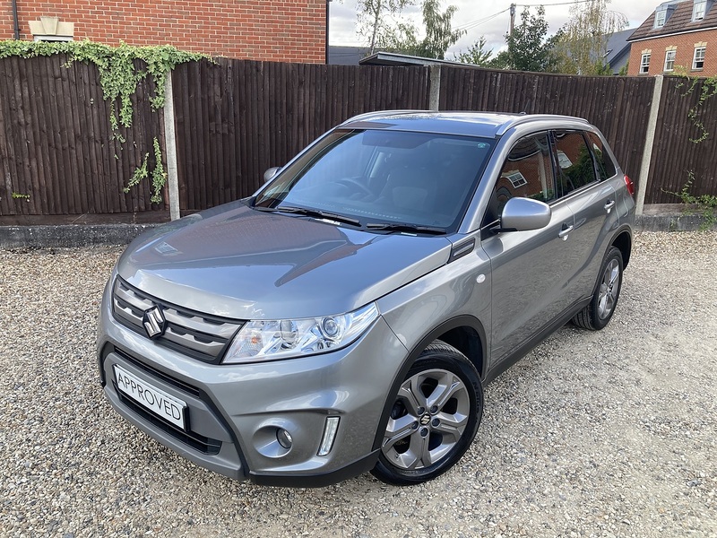Suzuki Vitara SZ-T - U454