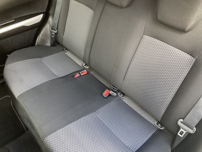 Suzuki Vitara SZ-T - U454