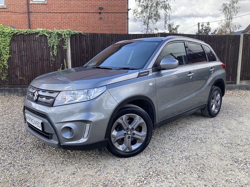 Suzuki Vitara SZ-T - U454