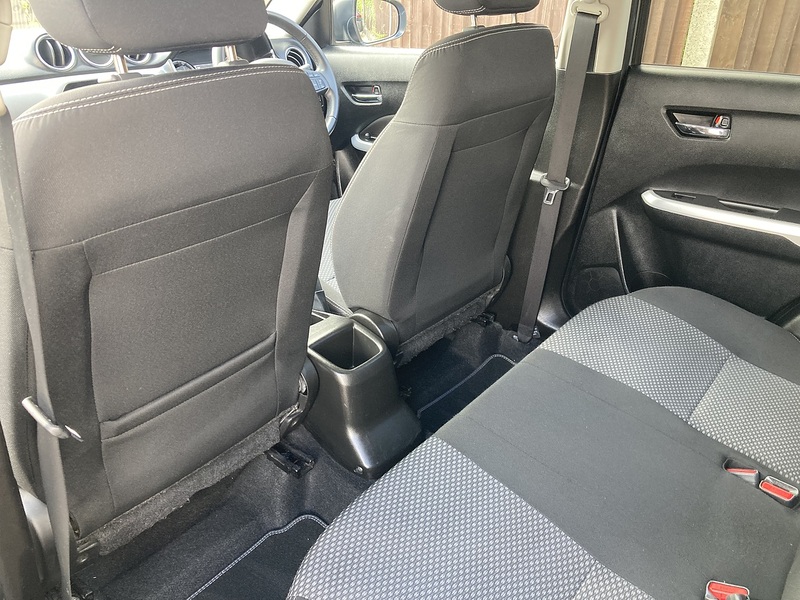 Suzuki Vitara SZ-T - U454
