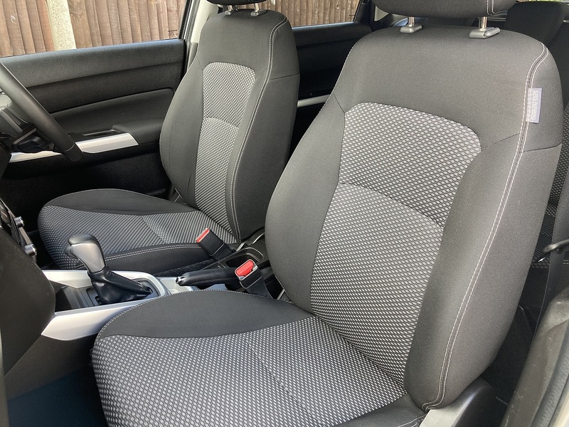 Suzuki Vitara SZ-T - U454