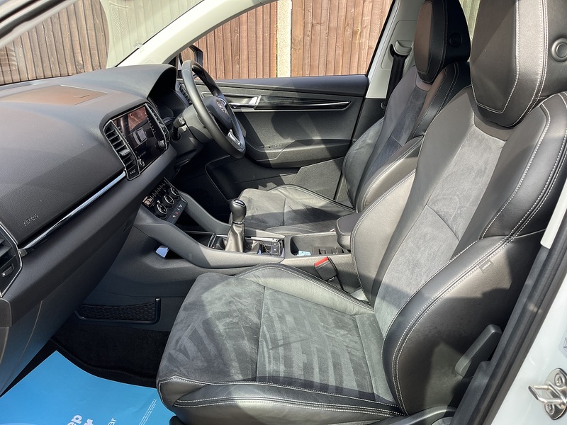 Skoda Karoq TSI SE L - U459