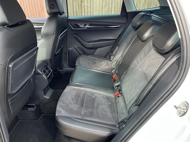 Skoda Karoq TSI SE L - U459
