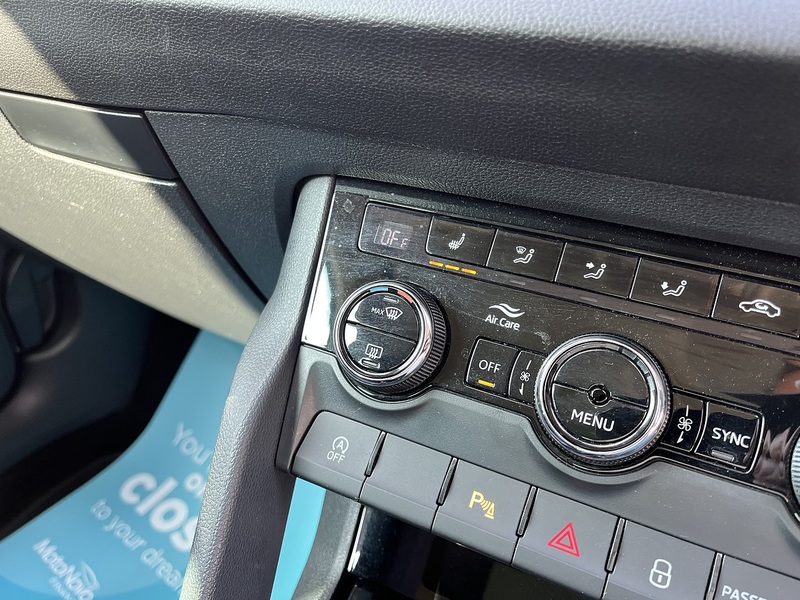 Skoda Karoq TSI SE L - U459