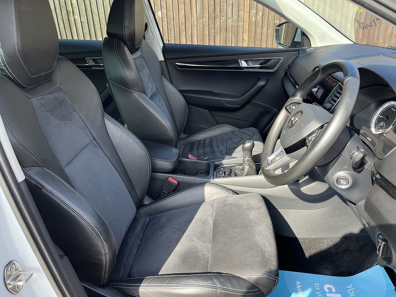 Skoda Karoq TSI SE L - U459