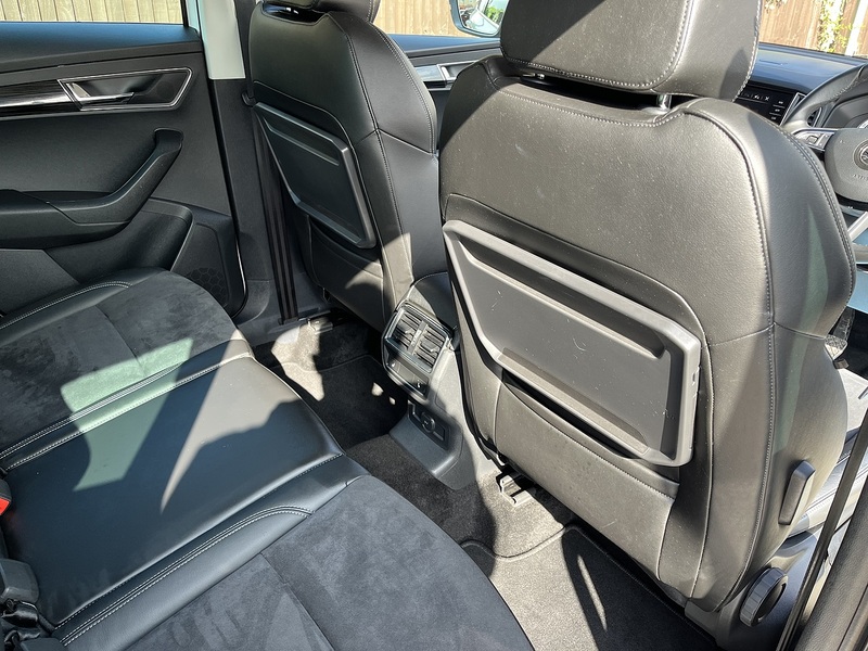Skoda Karoq TSI SE L - U459