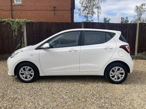 Hyundai i10 Venga 4