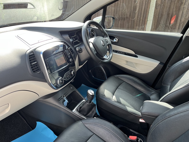 Renault Captur TCe ENERGY Signature X Nav - U461