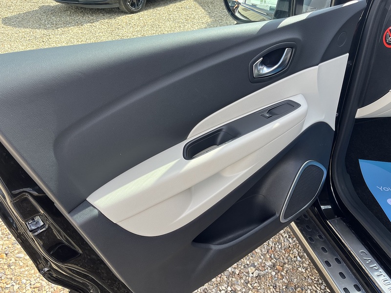 Renault Captur TCe ENERGY Signature X Nav - U461