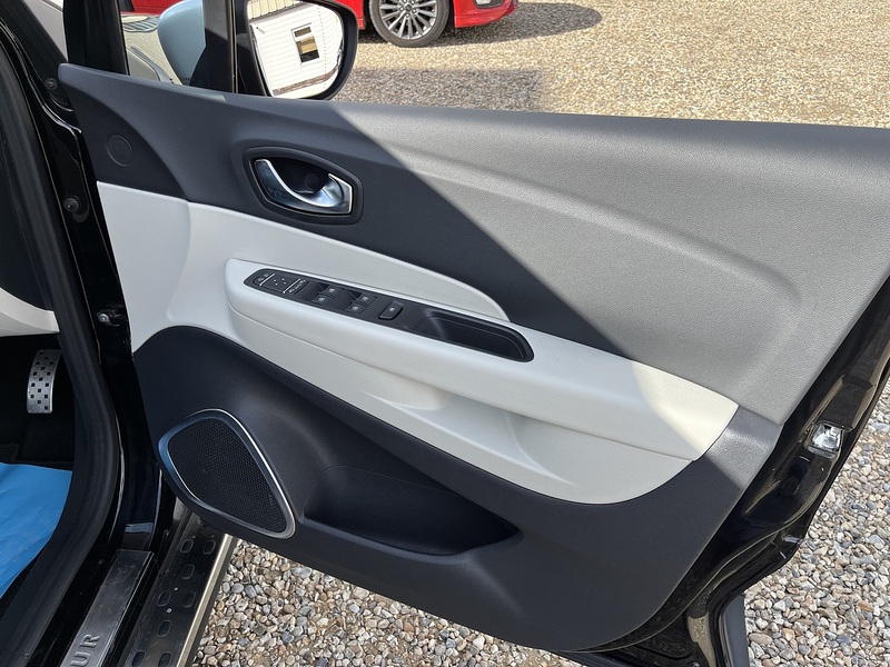 Renault Captur TCe ENERGY Signature X Nav - U461