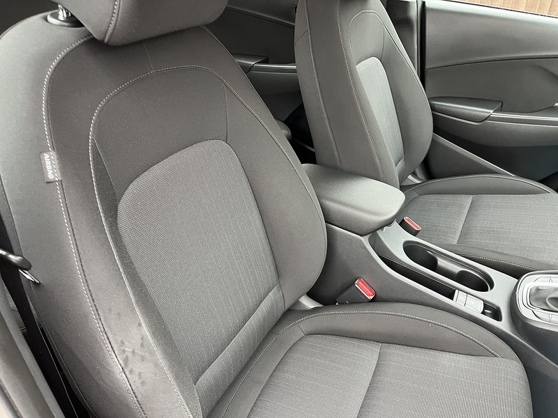 Hyundai KONA h-GDi SE Connect - U462