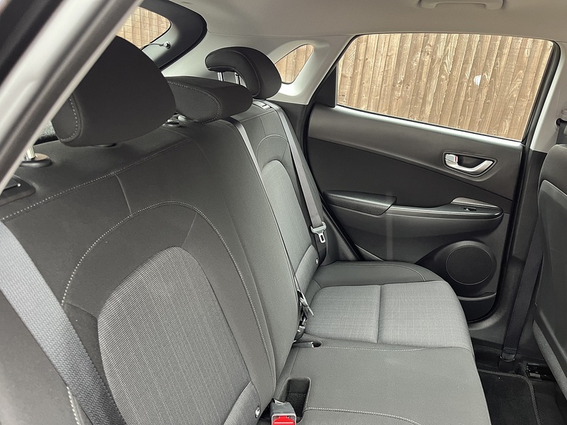 Hyundai KONA h-GDi SE Connect - U462