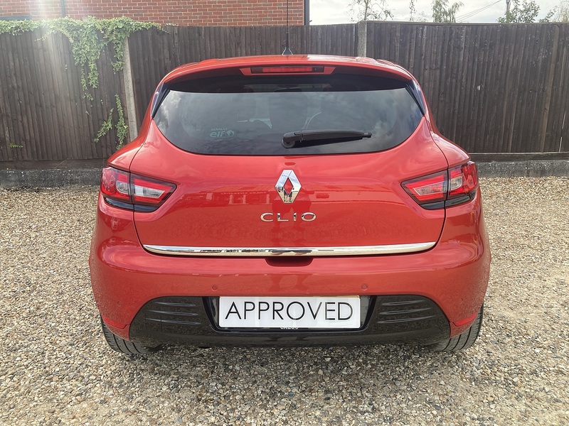 Renault Clio TCe Iconic - U463