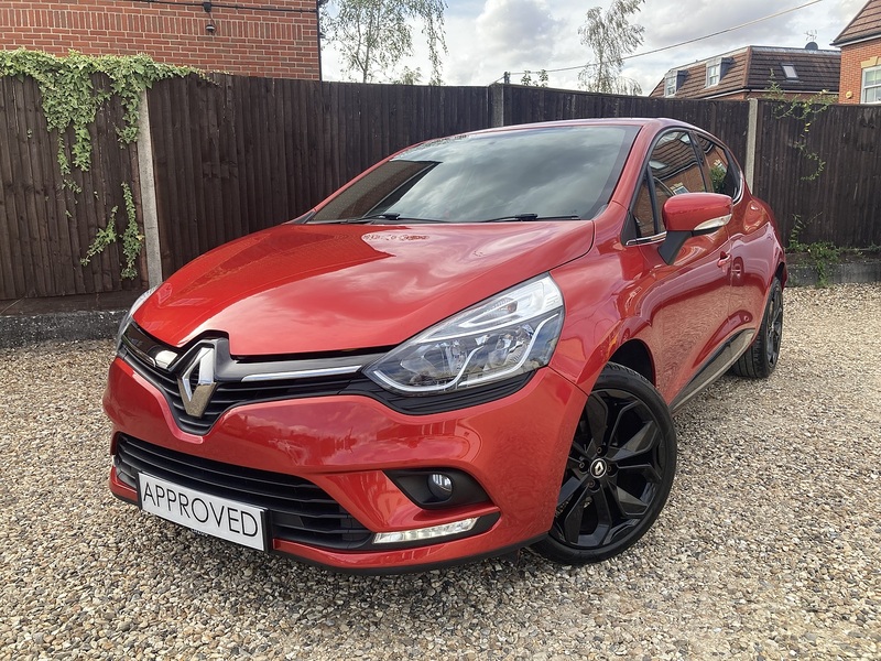 Renault Clio TCe Iconic - U463
