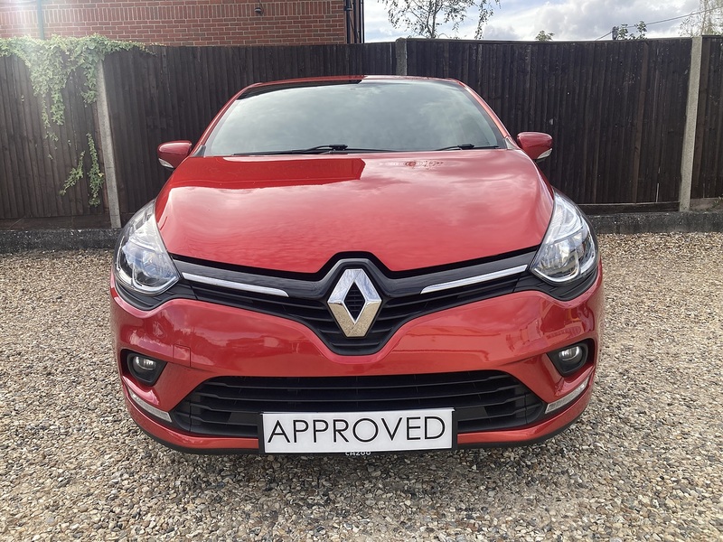 Renault Clio TCe Iconic - U463