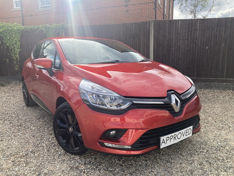Renault Clio TCe Iconic - U463