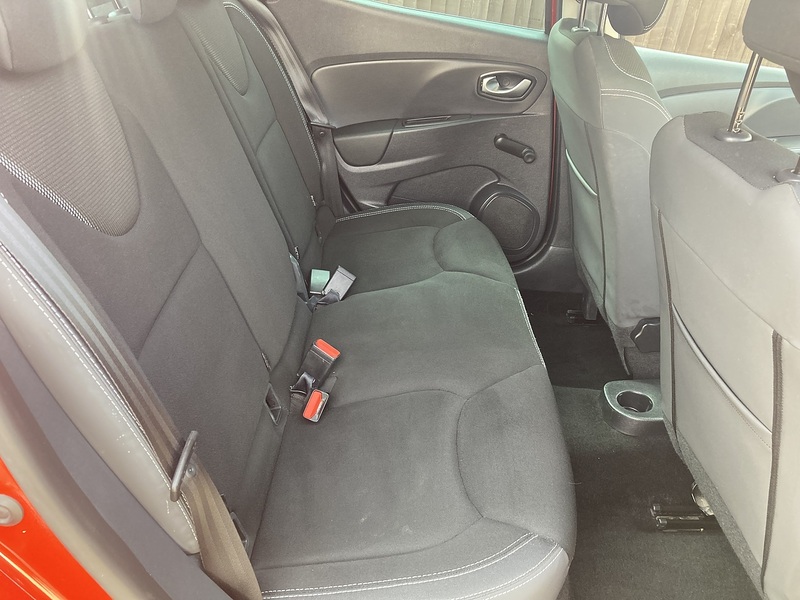 Renault Clio TCe Iconic - U463