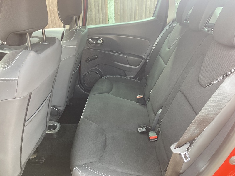 Renault Clio TCe Iconic - U463