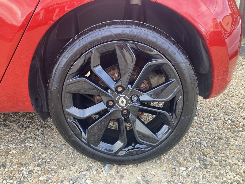 Renault Clio TCe Iconic - U463