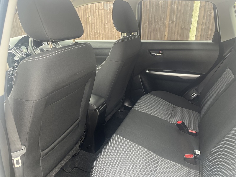 Suzuki Vitara Boosterjet MHEV SZ-T - U467