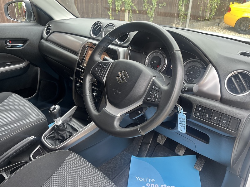 Suzuki Vitara Boosterjet MHEV SZ-T - U467