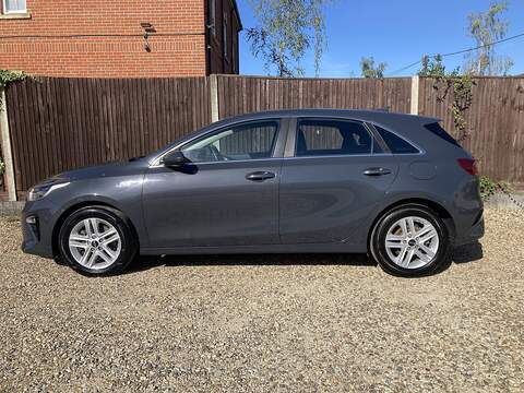 Kia Ceed Venga 4