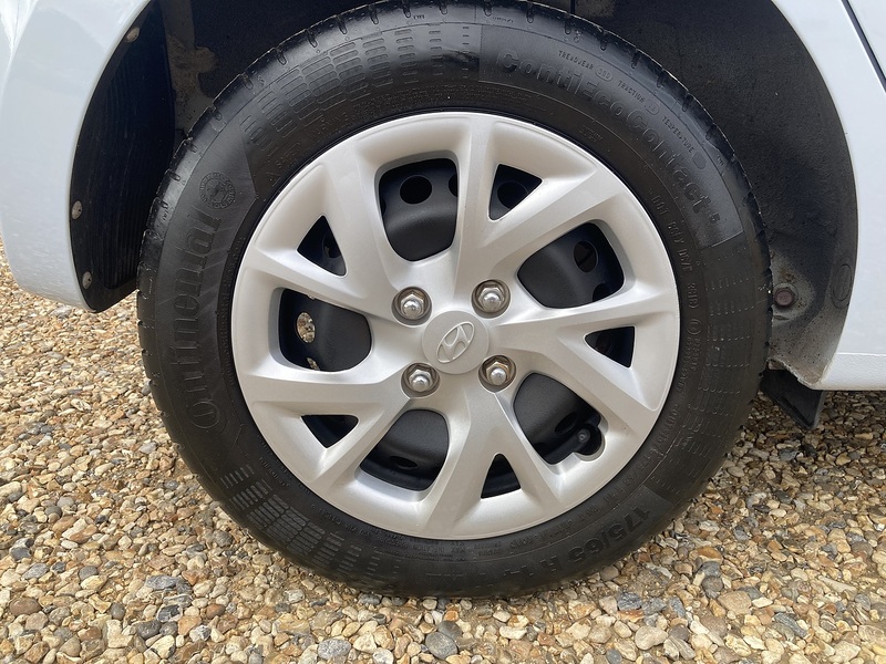 Hyundai i10 SE - U469