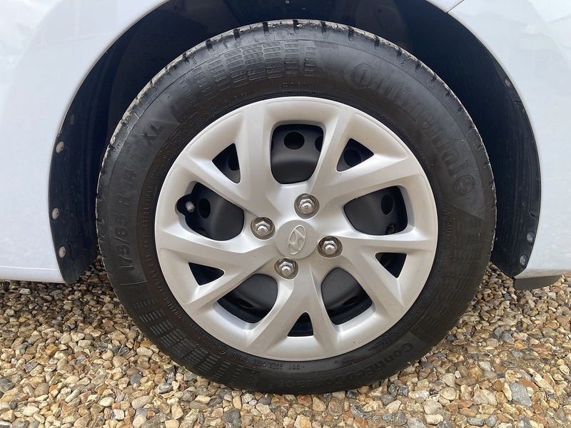 Hyundai i10 SE - U469