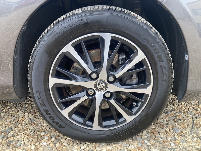 Toyota Yaris VVT-h Icon Tech - U471