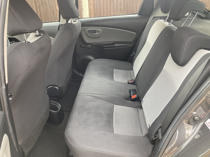 Toyota Yaris VVT-h Icon Tech - U471