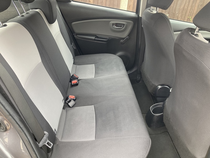 Toyota Yaris VVT-h Icon Tech - U471