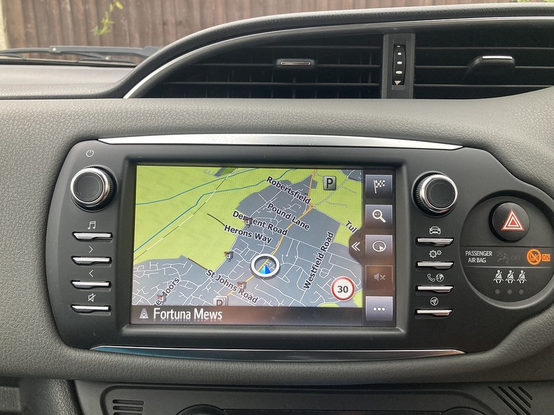 Toyota Yaris VVT-h Icon Tech - U471