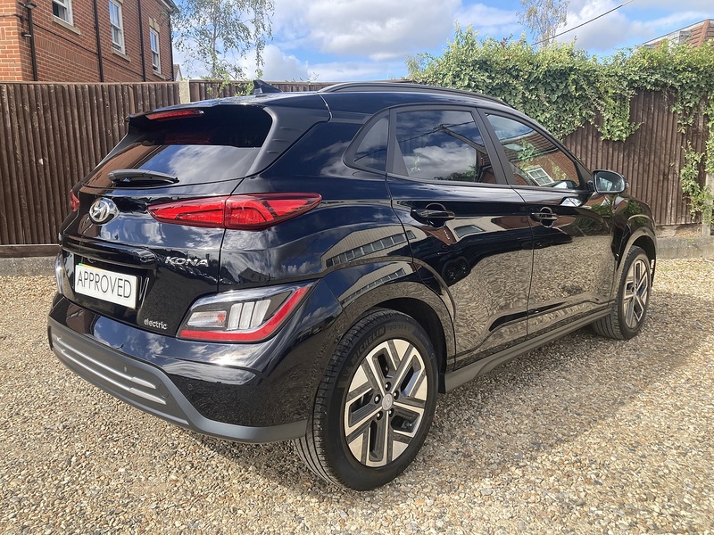 Hyundai KONA Premium - U473