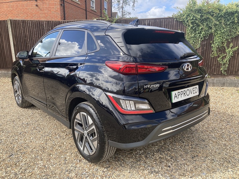 Hyundai KONA Premium - U473