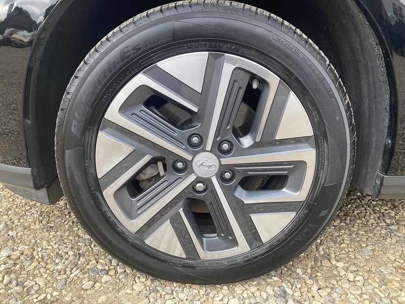 Hyundai KONA Premium - U473