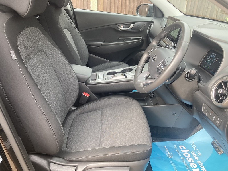 Hyundai KONA Premium - U473