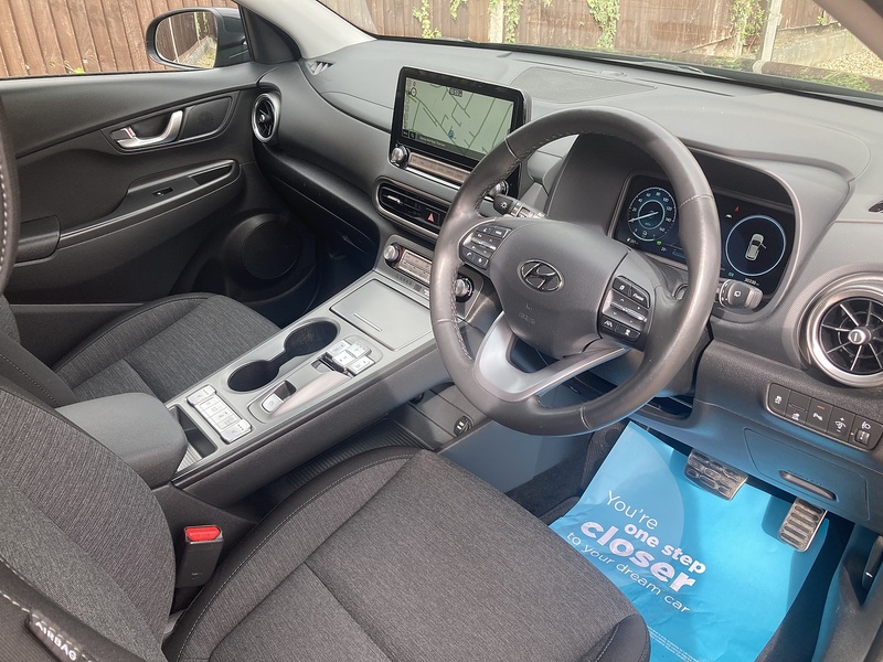 Hyundai KONA Premium - U473