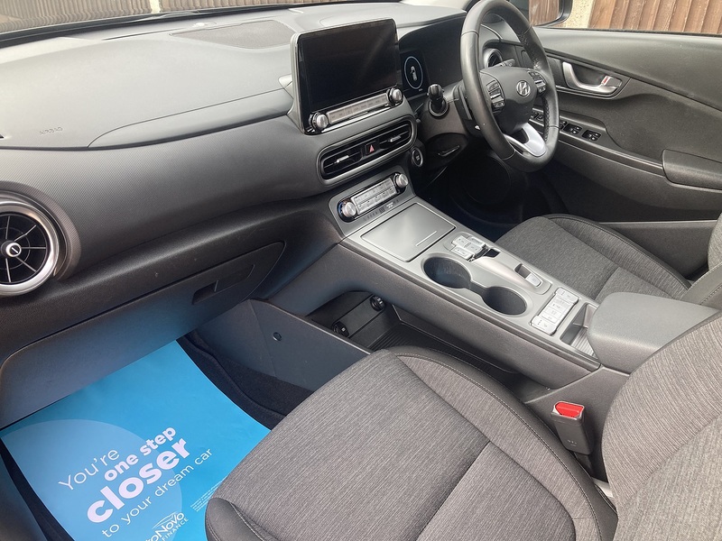 Hyundai KONA Premium - U473