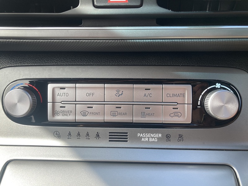 Hyundai KONA Premium - U473
