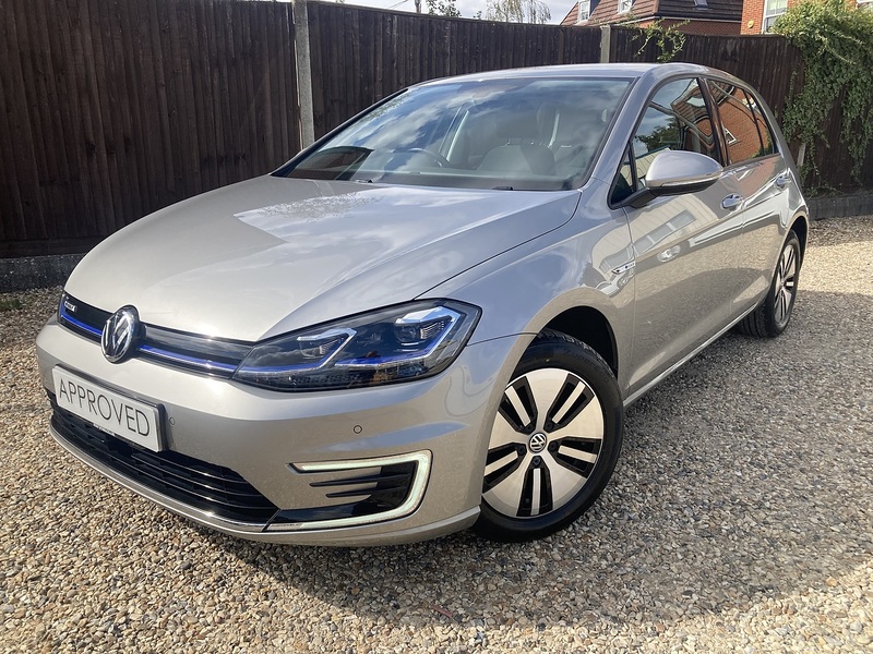 Volkswagen e-Golf e-Golf - U474